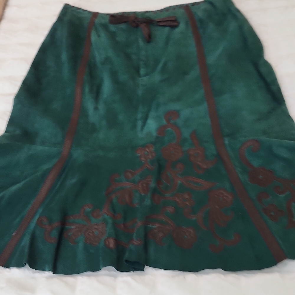 Double D Ranch Green Suede A-Line Skirt with Brown Trim - Picture 3 of 8